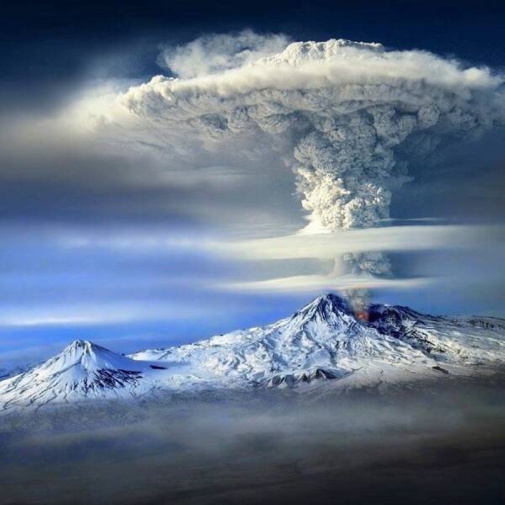 Name:  Volcano..jpg
Views: 548
Size:  402.8 KB