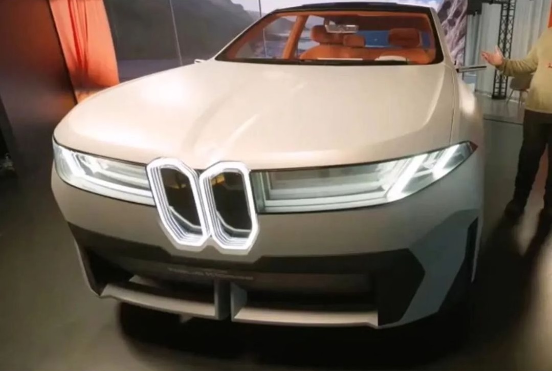 Name:  BMW Vision Neue Klasse X Leaked.jpg
Views: 34481
Size:  127.7 KB