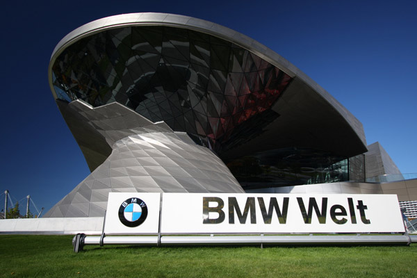 Name:  bmw-welt.jpg
Views: 3173
Size:  54.1 KB