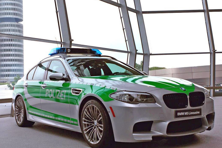 Name:  Polizei-Einsatz     BMW-M5-Polizei-729x486-1e9e25bf4e7b25fe.jpg
Views: 7788
Size:  77.2 KB