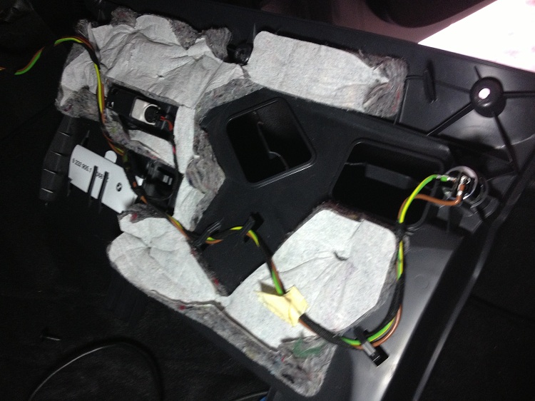 Name:  10 fuse panel cover below glovebox.jpg
Views: 6119
Size:  133.8 KB