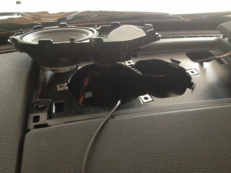 Name:  6 center dash speaker removed.jpg
Views: 8370
Size:  161.9 KB