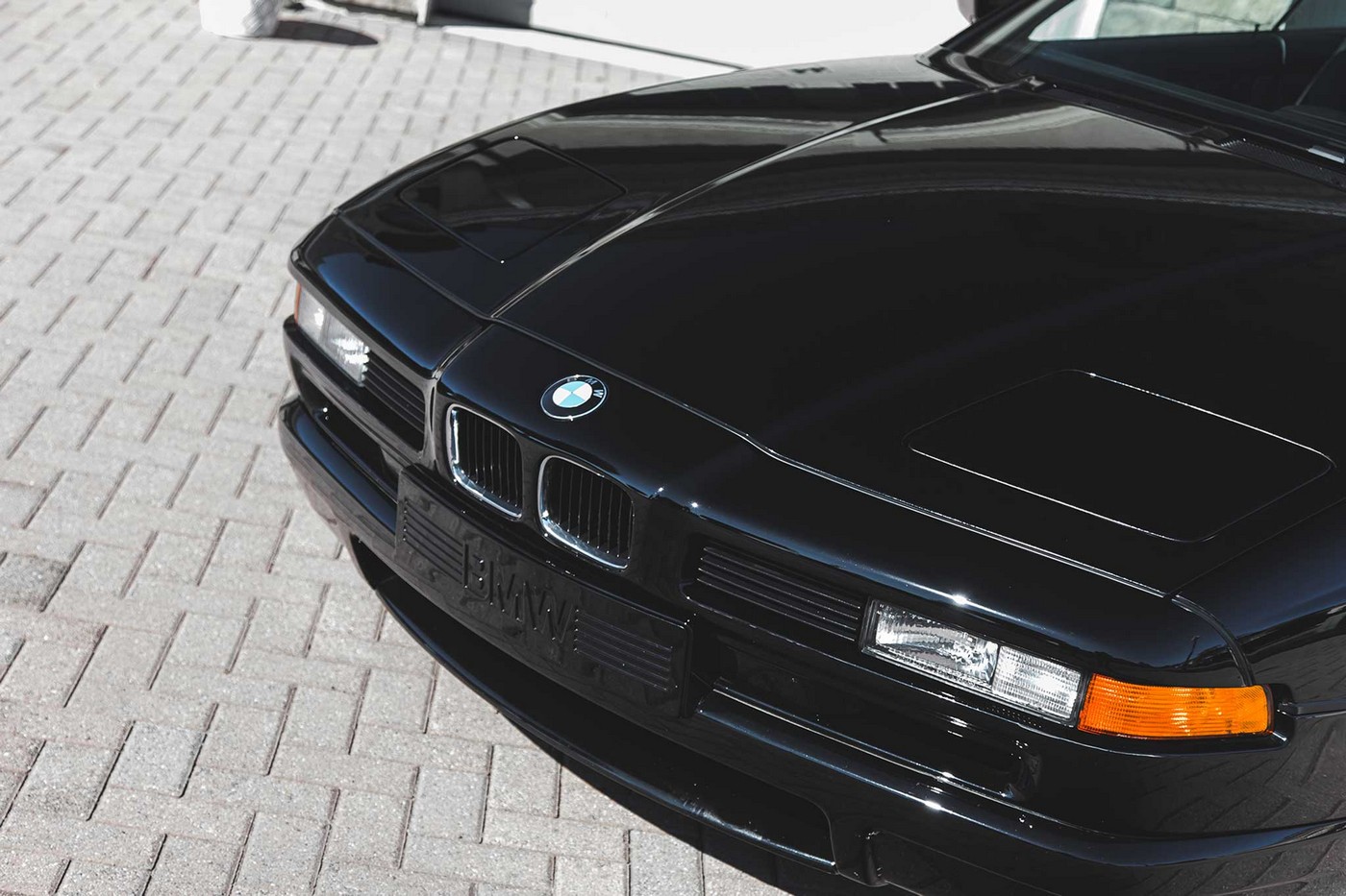 Name:  1994-BMW-850CSi-front-end.jpg
Views: 3876
Size:  248.7 KB