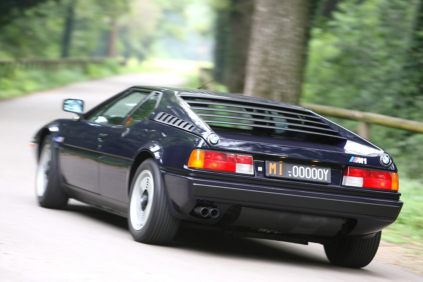 Name:  1978-1981 BMW M1 [14].jpg
Views: 13322
Size:  214.6 KB