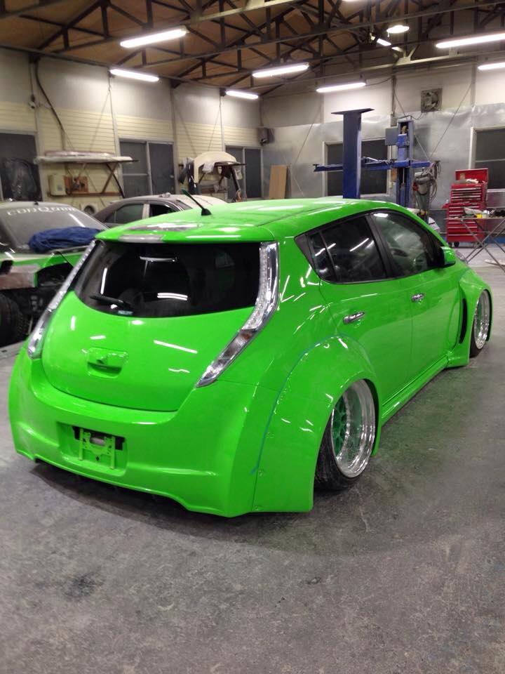 Name:  japanese-girls-explain-bosozoku-leaf-with-lambo-doors-and-forgiatos-video-photo-gallery_4.jpg
Views: 794
Size:  90.2 KB