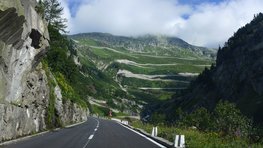 Name:  Furka Pass  P1080474.jpg
Views: 12918
Size:  181.5 KB