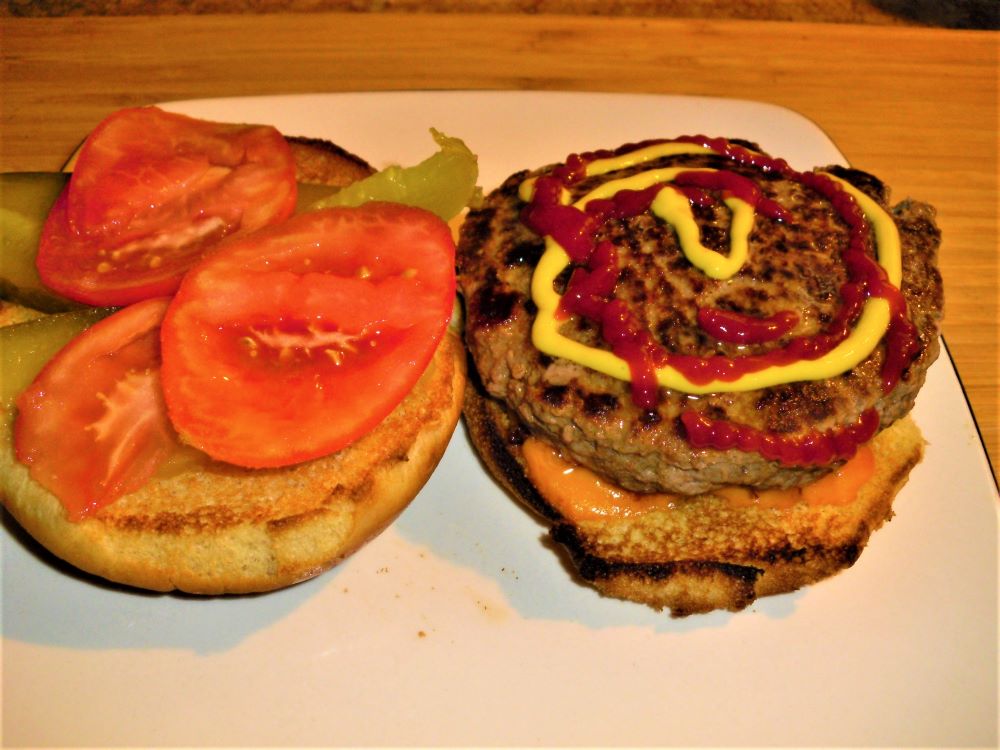 Name:  Burger..JPG
Views: 409
Size:  102.0 KB