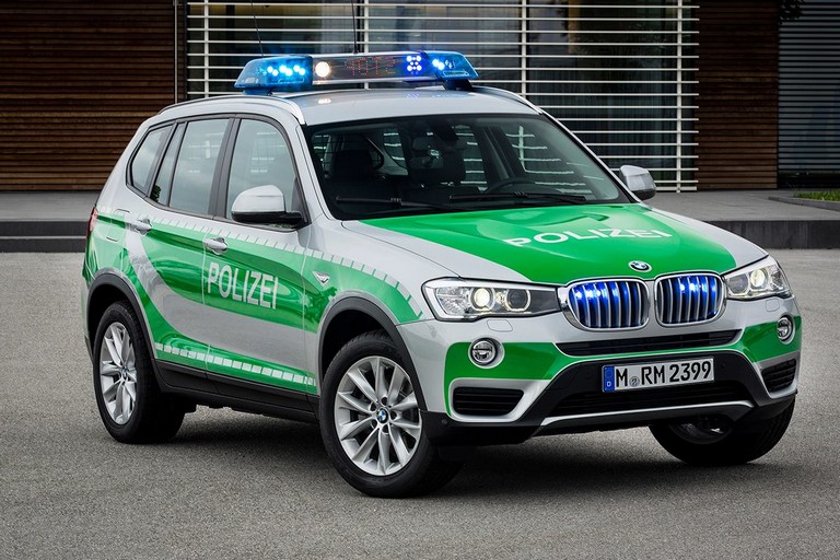 Name:  polizei x3.jpg
Views: 6447
Size:  138.9 KB